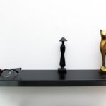 console d'entrée moderne et design console suspendue murale noire