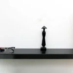 console d'entrée moderne et design console suspendue murale noire